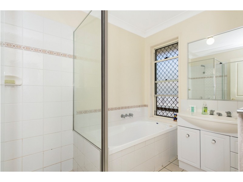 4 Dickinson Street, Upper Coomera QLD 4209