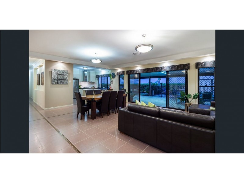 28 Wohlsen Road, Woongoolba QLD 4207