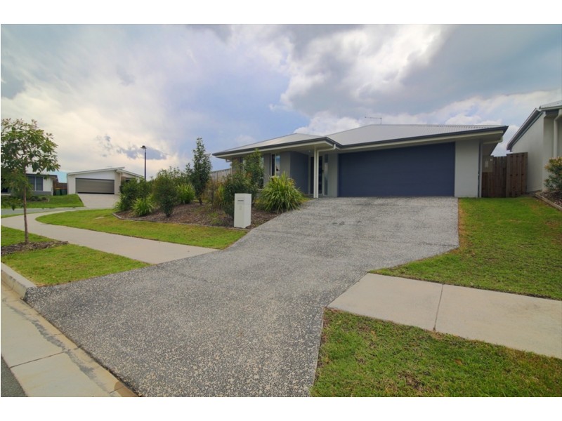 2 McPherson Crescent, Coomera QLD 4209