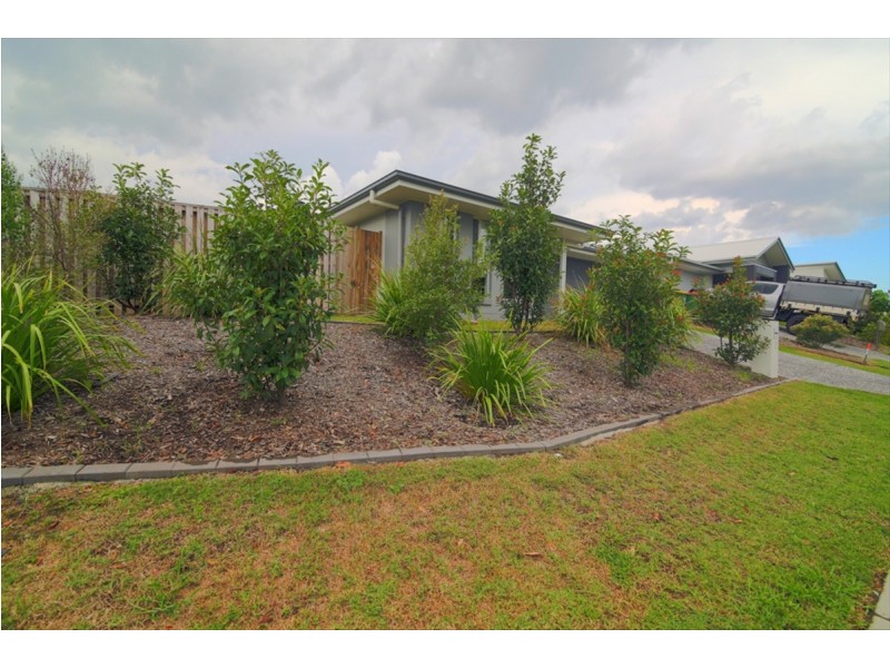 2 McPherson Crescent, Coomera QLD 4209