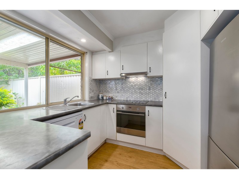 5/8 Hercule Court, Oxenford QLD 4210