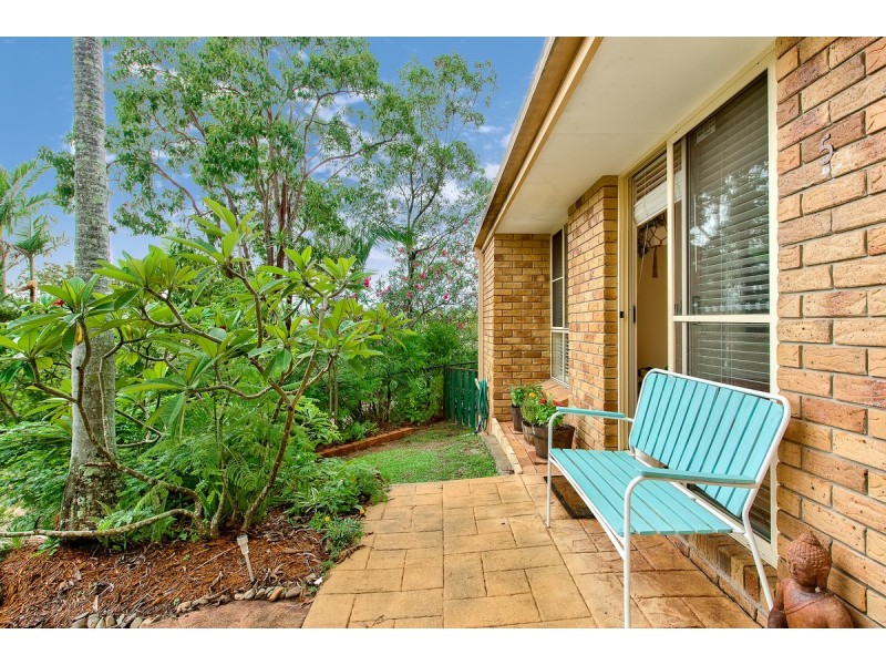 5/8 Hercule Court, Oxenford QLD 4210