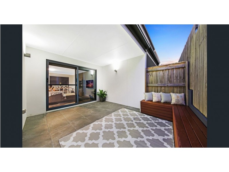 20/22 Careel Close, Helensvale QLD 4212