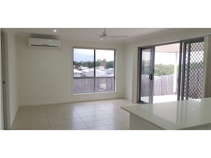 24 Oakwood Street, Pimpama QLD 4209