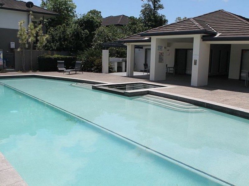 3/24 Jessica Drive, Upper Coomera QLD 4209