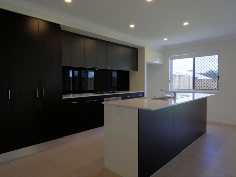 28 Rundle Avenue, Pimpama QLD 4209