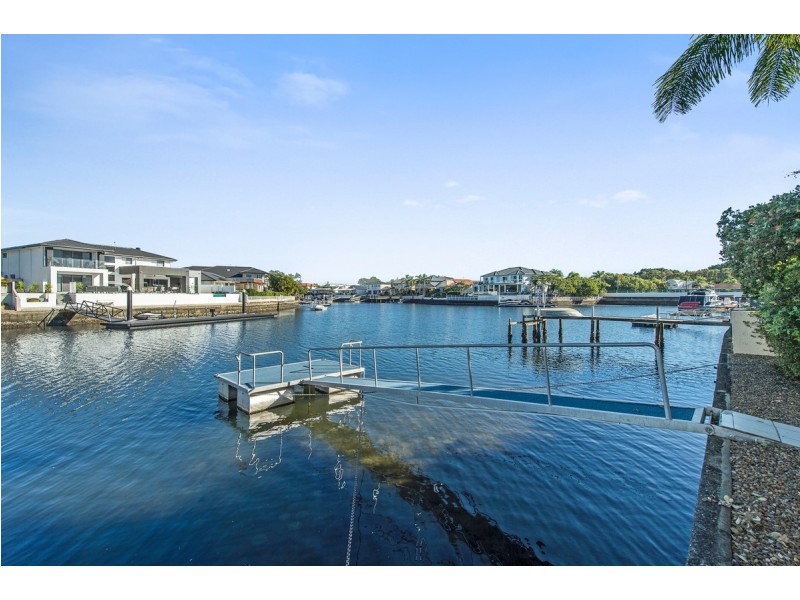 11 Cockleshell Court, Runaway Bay QLD 4216