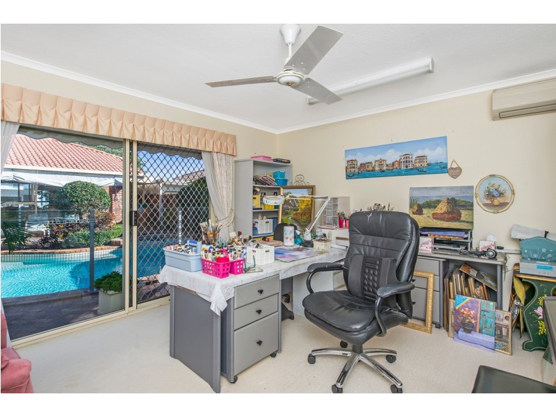 11 Cockleshell Court, Runaway Bay QLD 4216