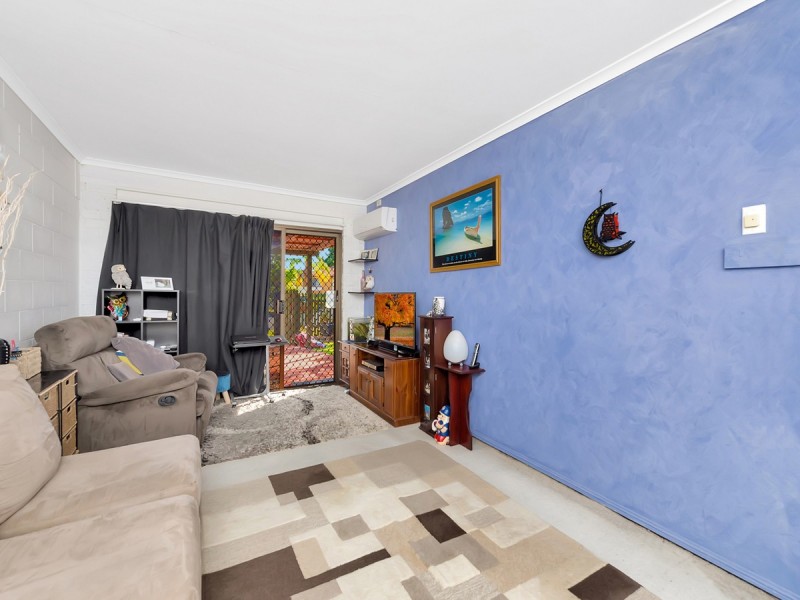2/3 Galaxy Court, Labrador QLD 4215