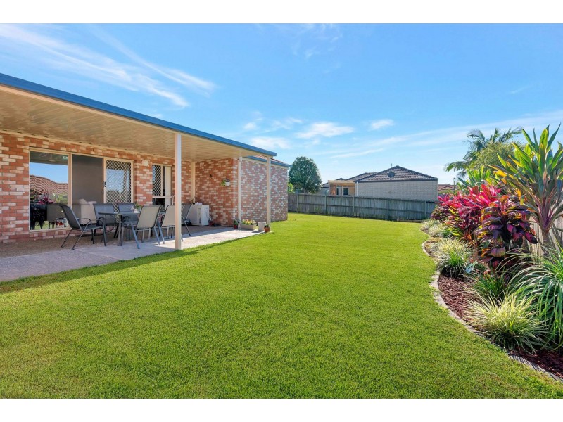 15 Billinghurst Crescent, Upper Coomera QLD 4209