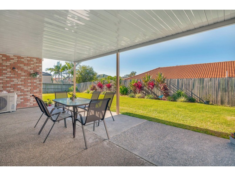 15 Billinghurst Crescent, Upper Coomera QLD 4209