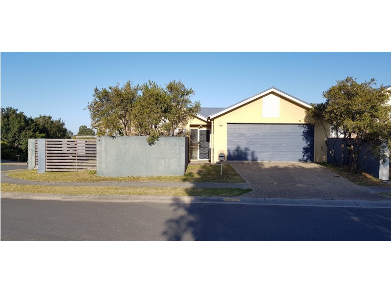 1/16 Ferncliffe Street, Upper Coomera QLD 4209