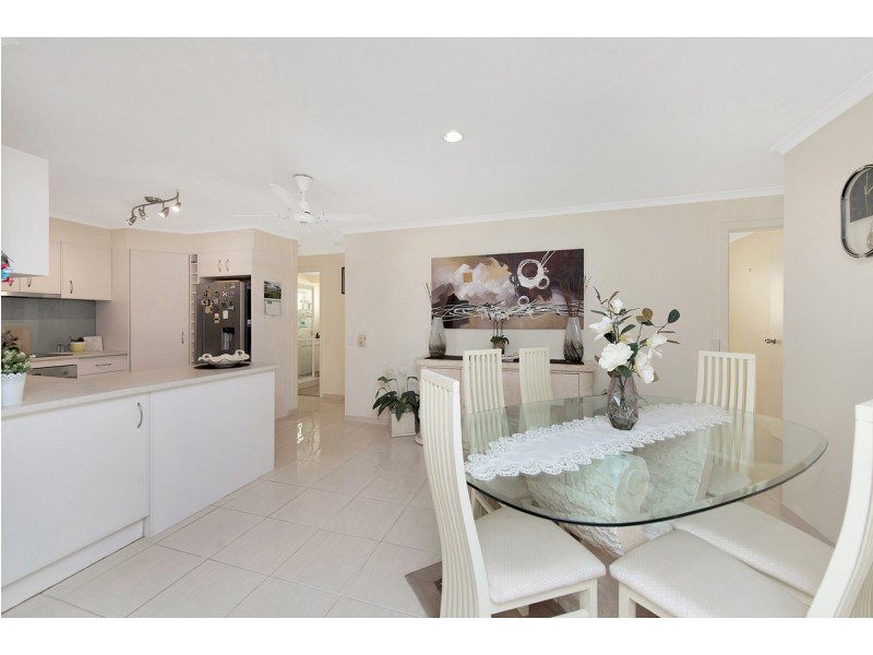 33 Village Way, Oxenford QLD 4210