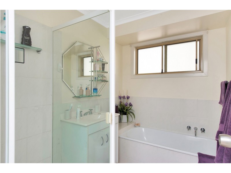 33 Village Way, Oxenford QLD 4210