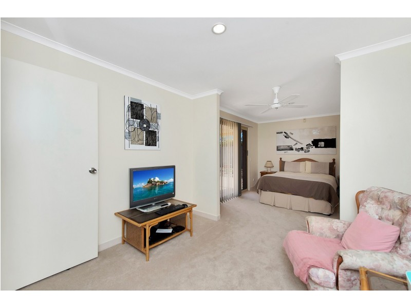 33 Village Way, Oxenford QLD 4210