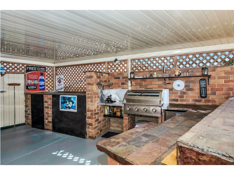 33 Village Way, Oxenford QLD 4210