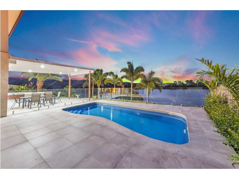 7 Princeton Street, Oxenford QLD 4210