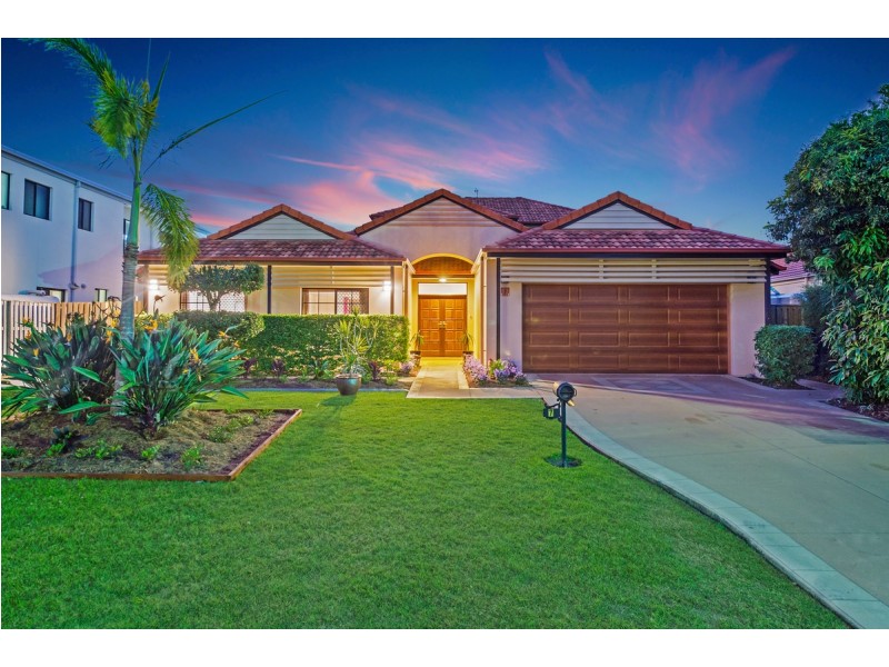 7 Princeton Street, Oxenford QLD 4210