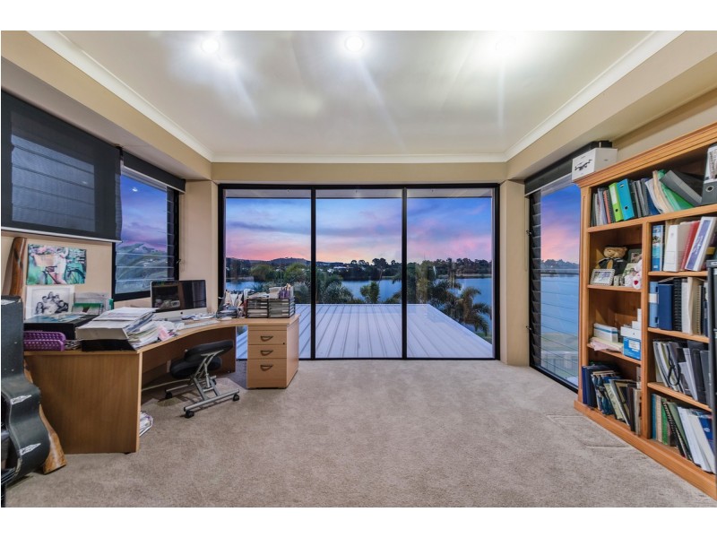 7 Princeton Street, Oxenford QLD 4210