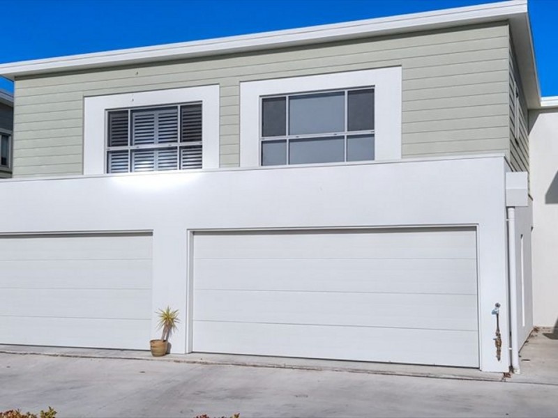 11/1 Terence Drive, Oxenford QLD 4210