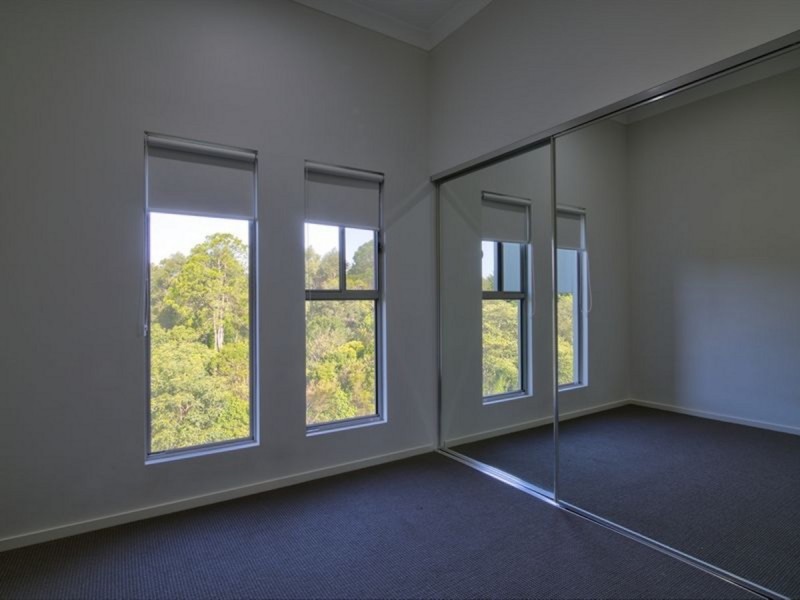 11/1 Terence Drive, Oxenford QLD 4210