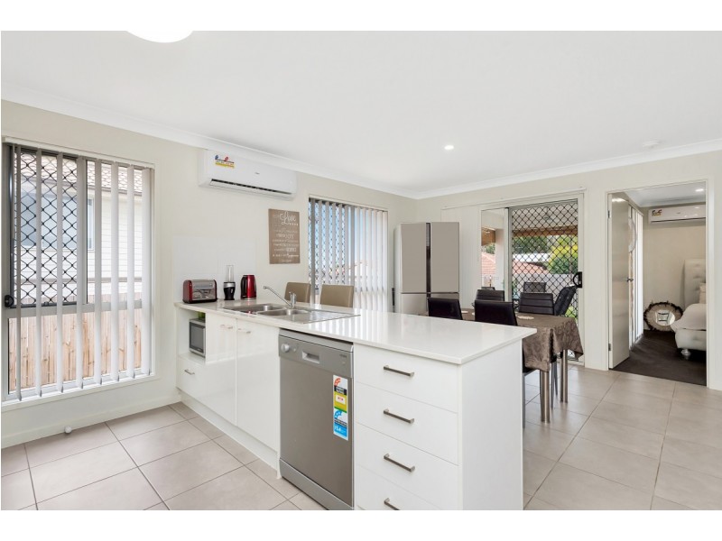 24 Lane Court, Mount Warren Park QLD 4207