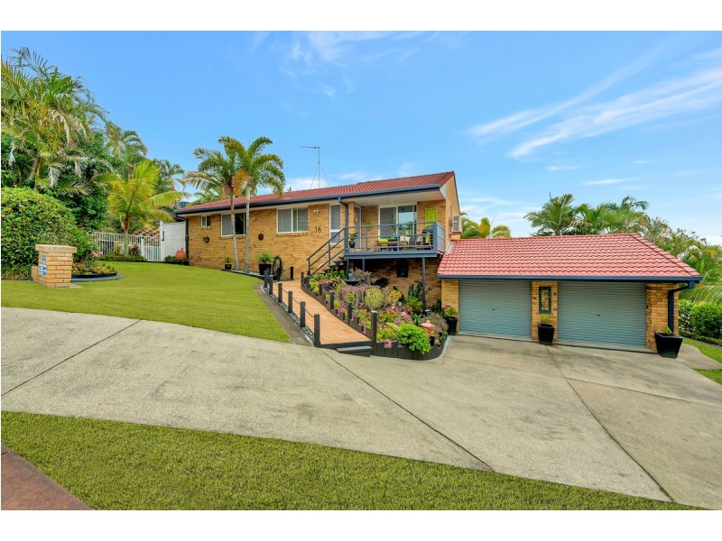 16 Broadway Drive, Oxenford QLD 4210
