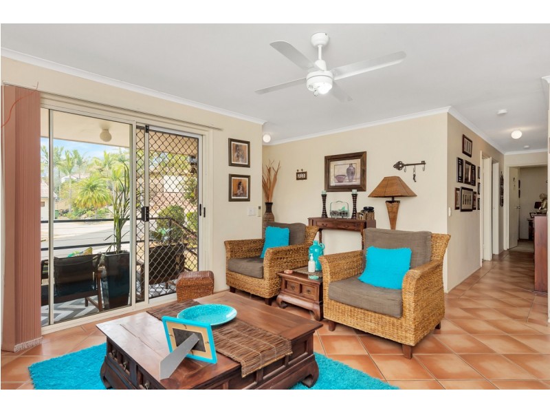 16 Broadway Drive, Oxenford QLD 4210