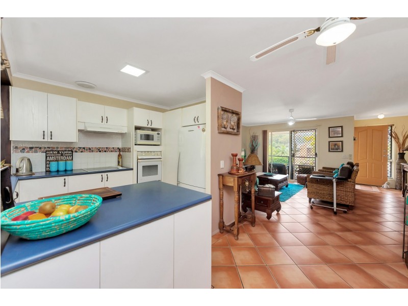 16 Broadway Drive, Oxenford QLD 4210