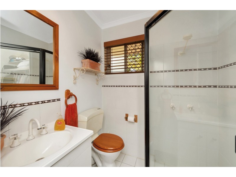 16 Broadway Drive, Oxenford QLD 4210