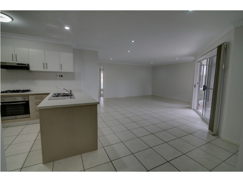 1/2 Jones Street, Coomera QLD 4209