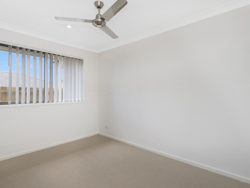 2 Burnett Street, Pimpama QLD 4209