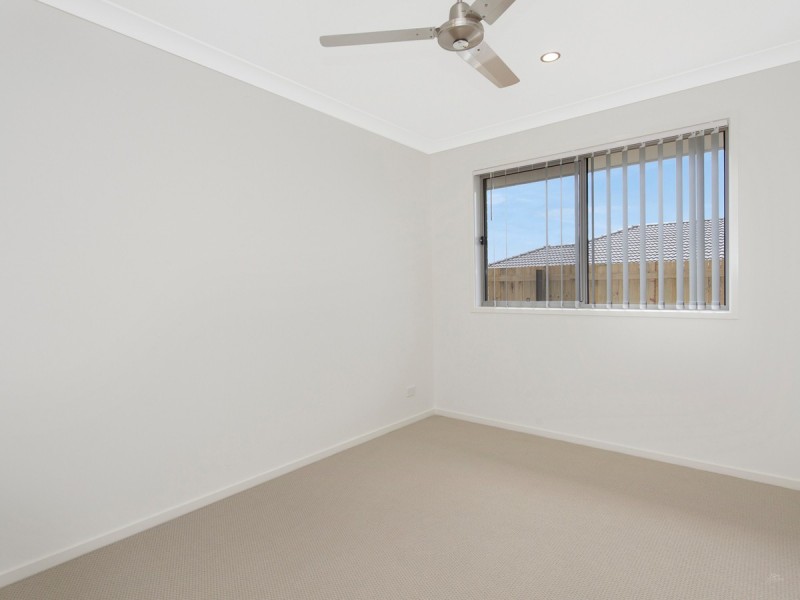 2 Burnett Street, Pimpama QLD 4209