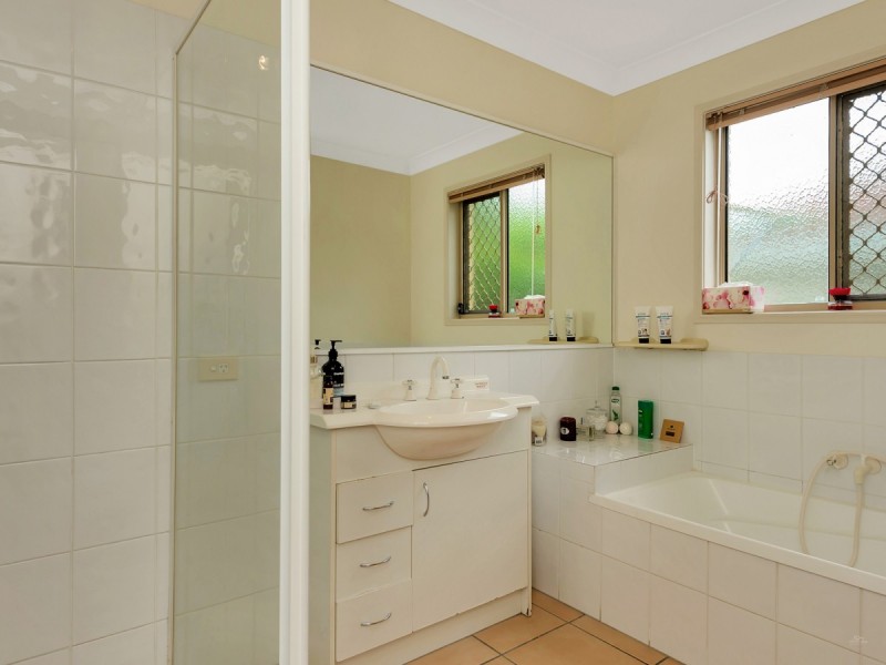 14 Trentham Court, Parkwood QLD 4214