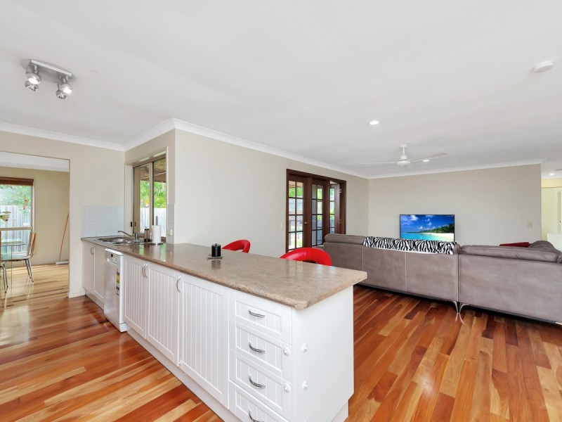 14 Trentham Court, Parkwood QLD 4214