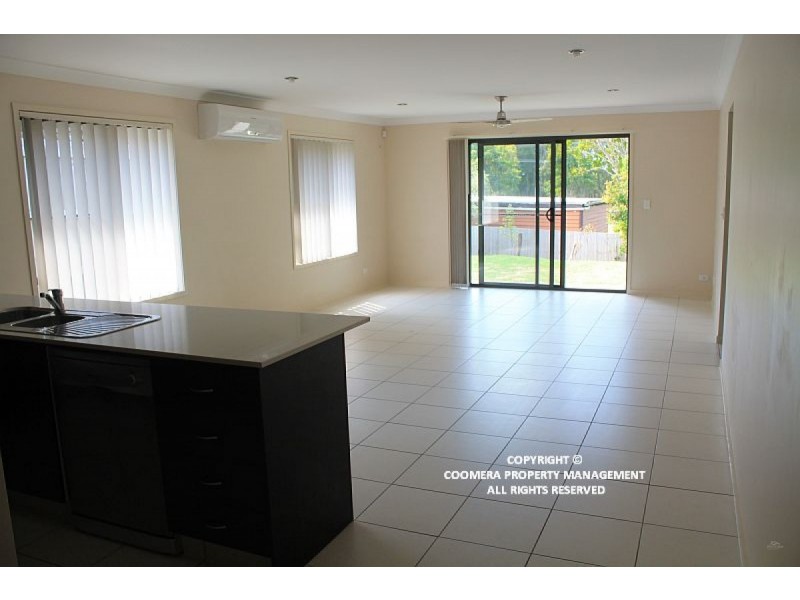 9 Christopher Street, Pimpama QLD 4209