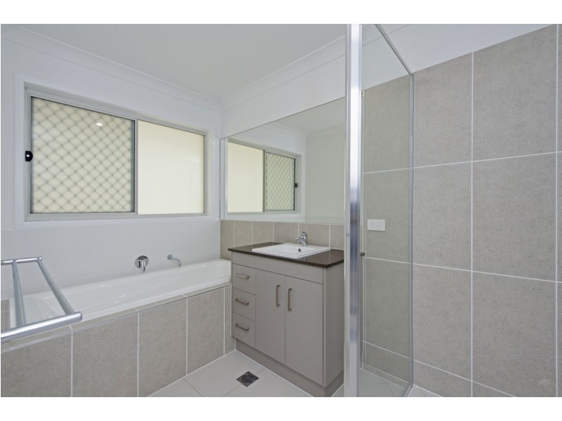 20 Elanor Court, Maudsland QLD 4210