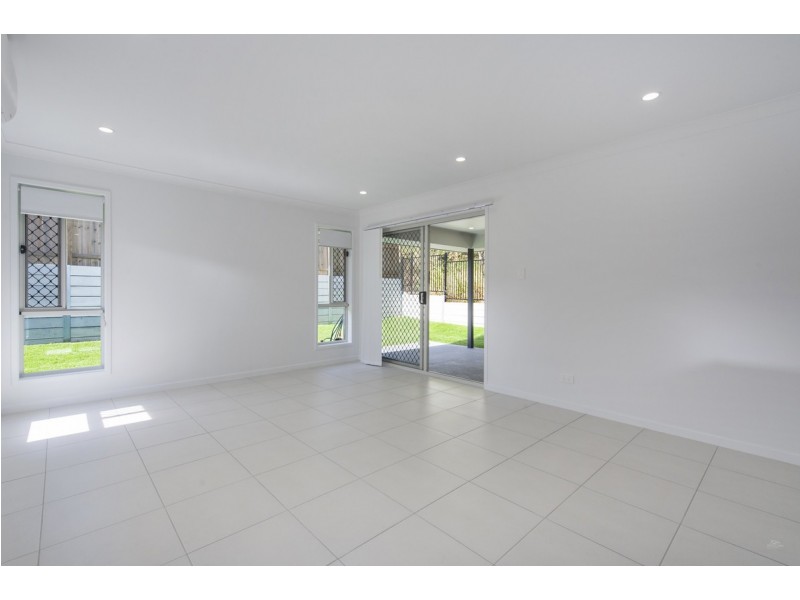 20 Elanor Court, Maudsland QLD 4210