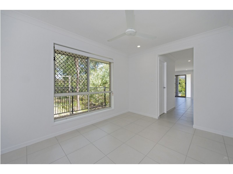 20 Elanor Court, Maudsland QLD 4210