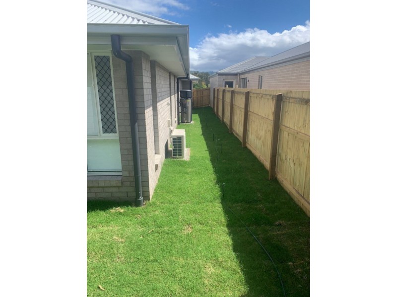 20 Elanor Court, Maudsland QLD 4210