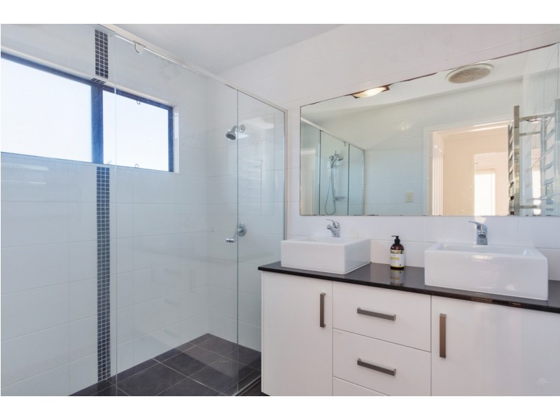 300 Middle Road, Boronia Heights QLD 4124