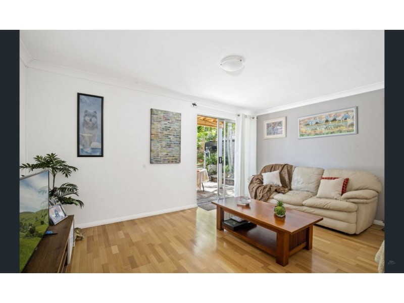 22 Ashford Road, Helensvale QLD 4212