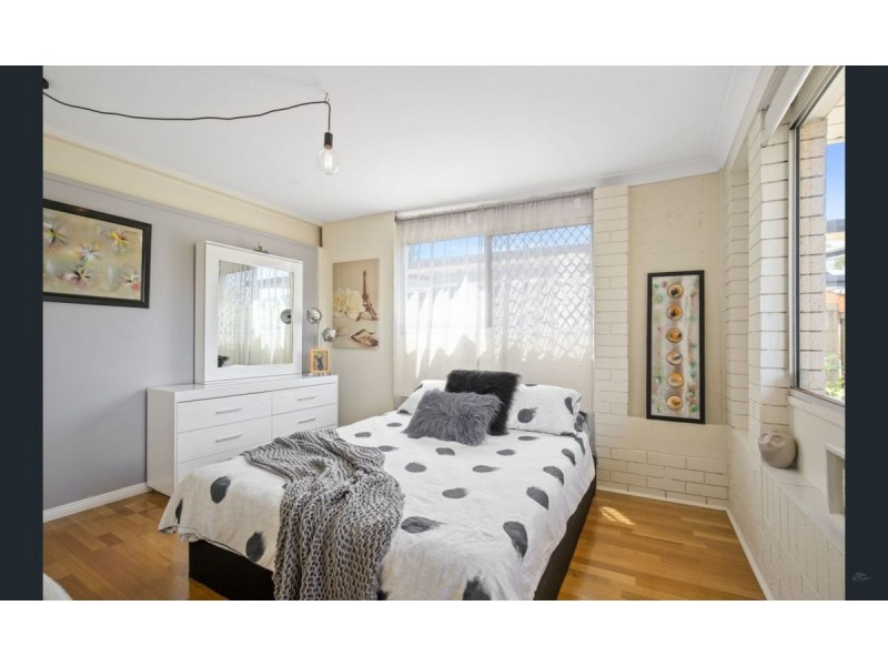 22 Ashford Road, Helensvale QLD 4212