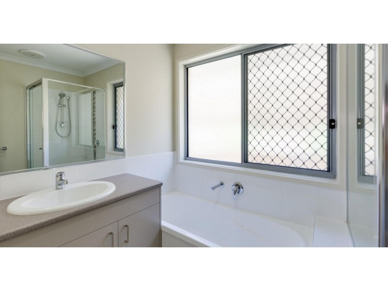 11 Hunter Street, Ormeau Hills QLD 4208