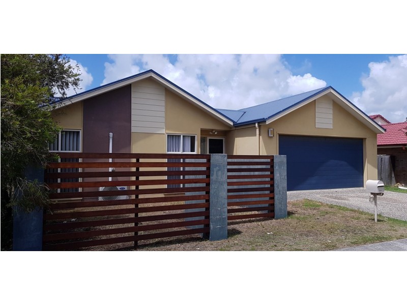 2/16 Ferncliffe Street, Upper Coomera QLD 4209