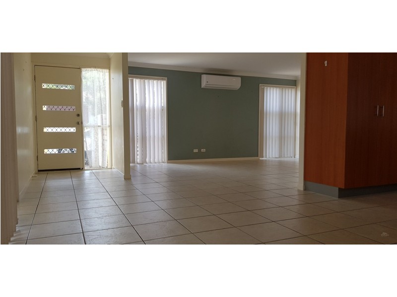 2/16 Ferncliffe Street, Upper Coomera QLD 4209