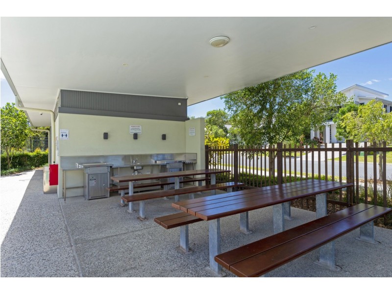 25 Melville Drive, Pimpama QLD 4209