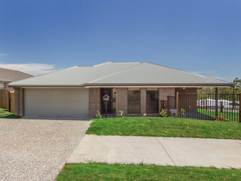 2/34 Oakwood Street, Pimpama QLD 4209