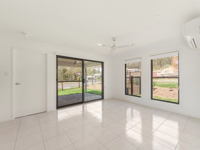 2/34 Oakwood Street, Pimpama QLD 4209