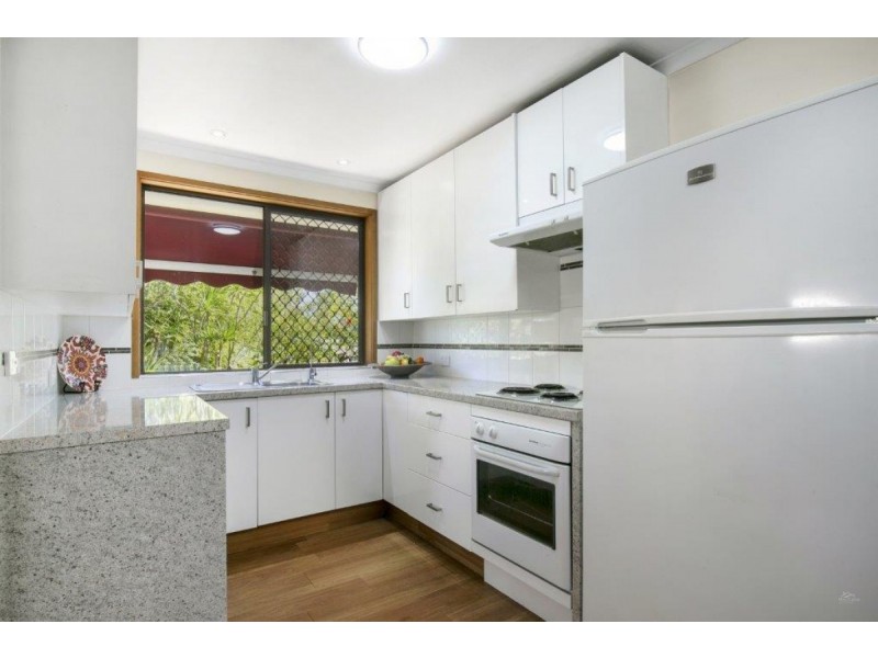 2 Plum Parade, Nerang QLD 4211